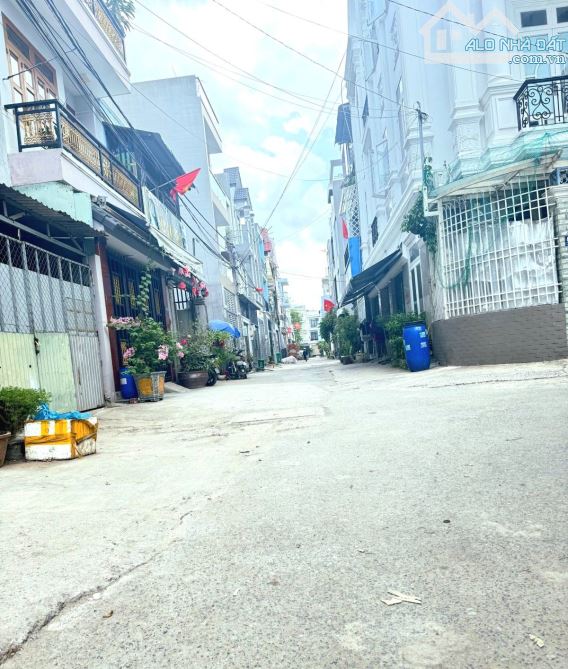 🔥NGỌP, CHỐT BẤT CHẤP🔥Ô tô lã Xuân Oai, Long Trường, Thủ Đức - 51m2, 4 Tầng, 4PN🍍 - 1