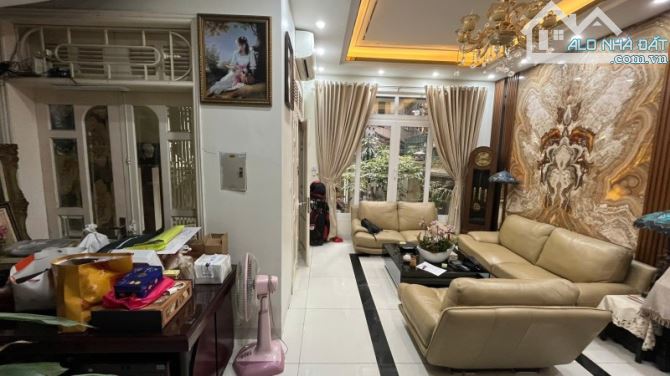 Biệt thự sân vườn Lê Duẩn 95m2 5 tầng, 18.9 tỷ - 1