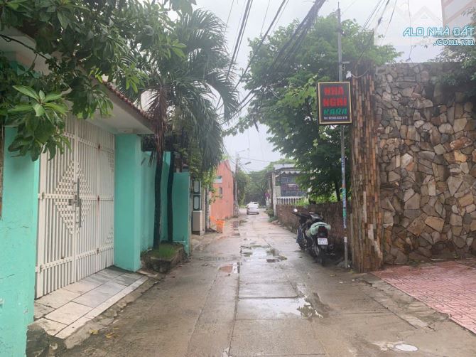 Lô đất xây khách sạn, tòa căn hộ cách Võ Nguyên giáp 70m đường 6m dt 196m2 ngang 7m2 - 1
