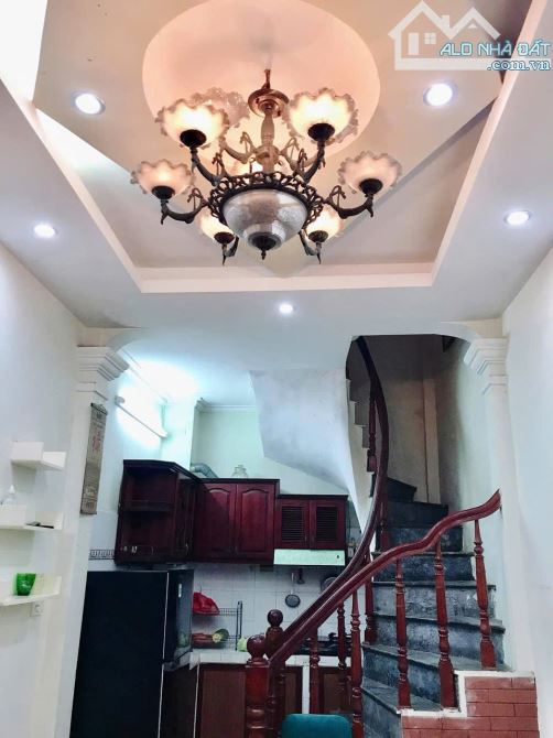 Cho thuê nhà ngõ 663 Trương Định, 3.5 tầng, 2 ngủ, 7 Triệu - 1