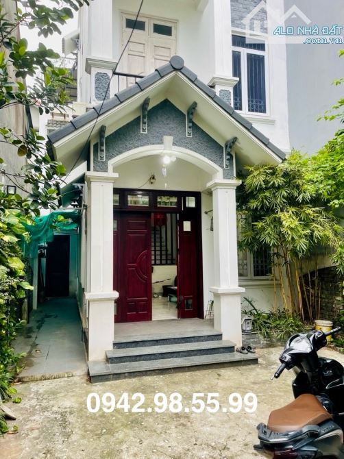 Bán biệt thự sân vườn Ngọc Thuỵ 3 tầng 120m, oto vào giá hơn 19 tỷ - 1