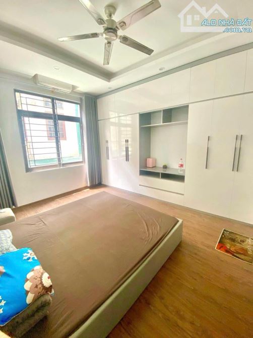 Bán nhà Nguyễn Đức Cảnh -✅ HƠN 5.X TỶ - CÁCH Ô TÔ 5m - NGÕ THÔNG BA GÁC KINH DOANH ĐỈNH - - 1