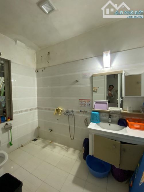 Bán nhà Khu Tập Thể Cục Đo Lường, Bắc Từ Liêm, 50m2, Ô Tô, Giá 13.9 tỷ - 1