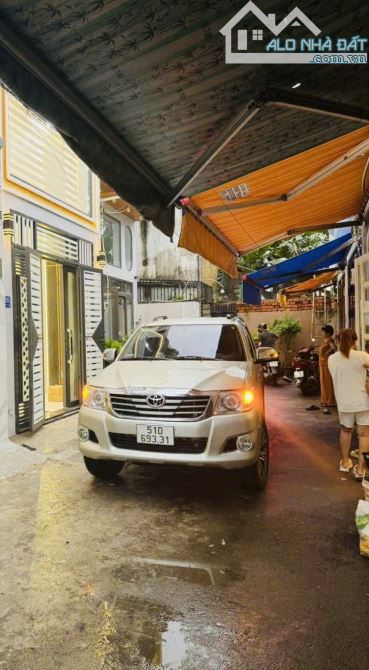 QUANG TRUNG , ÔTÔ ĐẾN CỔNG ,4X8 , NHÀ KIÊN CỐ CHỈ 3TỶ800 - 1