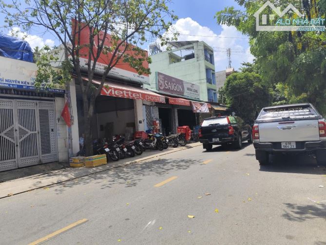 KHU HIẾM NHÀ BÁN - ĐẤT MẶT TIỀN ĐƯỜNG 15M SÁT NGUYỄN ẢNH THỦ QUẬN 12, 128M2, NGANG 5M HIẾM - 1