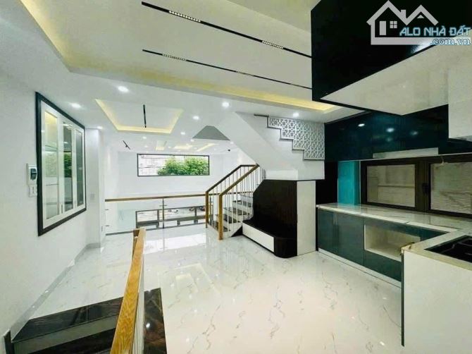Bán nhà 1 trệt 2 lầu mt cô giang - phường 4 - tpvt - 55m - 5x11m - hoàn công - 1