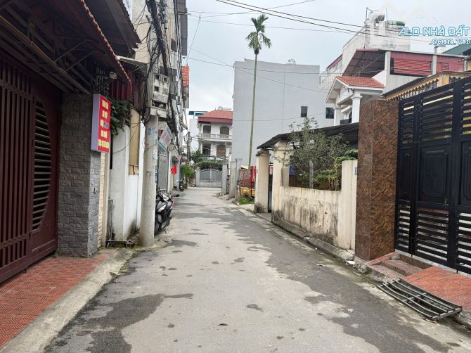 Cần bán gấp mảnh đất đẹp mặt tiền rộng đường thông ô tô mặt ngõ 83 Phúc Lợi, Long Biên - 1