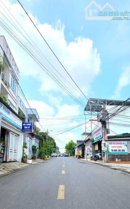 Bán nhà mê mặt tiền  HOÀNG HOA THÁM – BMT( Ngã 3 HHT - Phan Bội Châu ). - 1