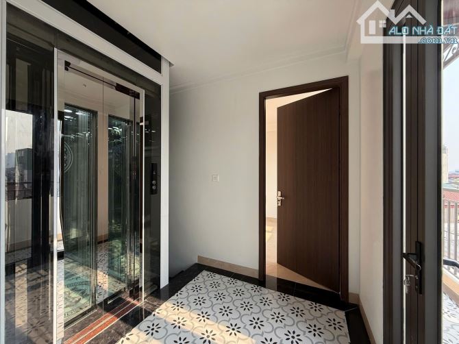 BÁN NHÀ MP HOANG VĂN THÁI-THANH XUÂN. DT81M, 7T THANG MÁY, MT3.6M. GIÁ 39.5 TY - 1