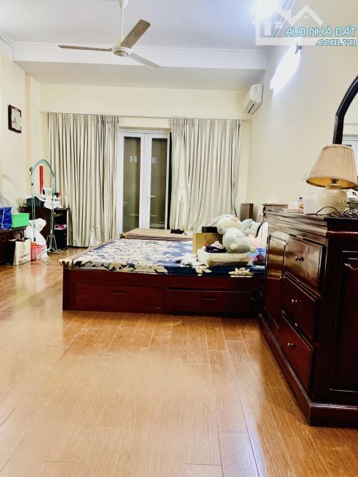 CẦN BÁN GẤP, NHÀ PHÂN LÔ, LẠC LONG QUÂN, 90M, Ô TÔ VÀO NHÀ, 34 TỶ - 1