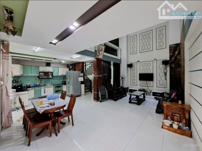 BÁN TÒA NHÀ 8 TẦNG - TRƯỜNG CHINH, P11, TÂN BÌNH – GẦN GA METRO DT: 9x18 KC: 8 Tầng 50 PN - 1
