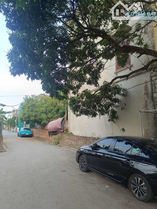 Bán thửa đất tại Long Biên 112m2 xây Biệt thự nhà vườn Tuyệt Đẹp - 6 Tỷ . - 1