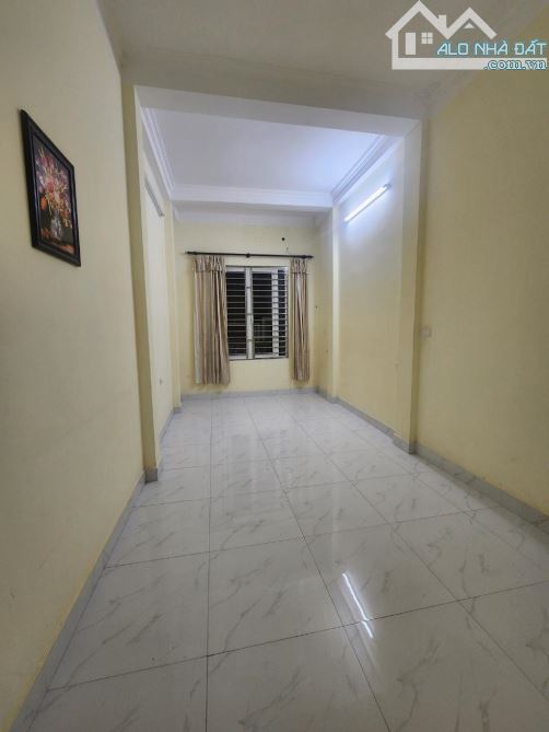 37m2 x 3 ngủ , Vài bước ra Ô Tô , Ngõ SH quay đầu - 1