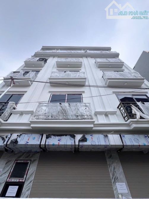 Chuyển Nhượng Nhà Cầu Cốc, Tây Mỗ, 35m, 5T, Giá 5.5 Tỷ, Ô TÔ 20m - 1