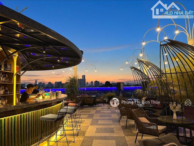 Chính chủ bán gấp đi nước ngoài toà 7 tầng, giá siêu rẻ view Hồ, MT 5m, MP Lạc Long Quân - 1