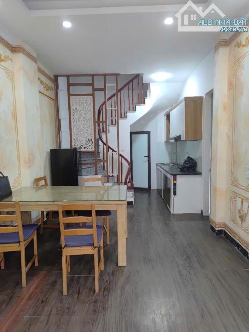 BÁN NHÀ CHÍNH CHỦ ĐÔNG DƯ GIA LÂM ÔTÔ ĐỖ CỬA DT 36M GIÁ 4.75 TỶ CÓ TL LH XEM NHÀ NGAY - 1