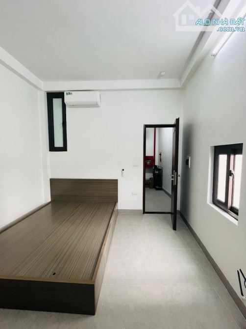Bán toà CCMN 6 tầng ô tô đỗ cửa 10m ra phố 10 phòng 12,8 tỷ - 1