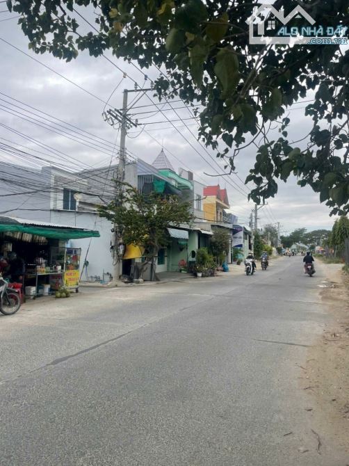BÁN GẤP LÔ ĐẤT MẶT TIỀN KINH DOANH NGAY TRƯƠNG CÔNG ĐỊNH BÃU TRƯỚC VT 215M2 GIÁ 7TỶ - 1