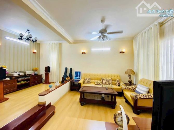 BÁN BIỆT THỰ CAO CẤP KHU VIỆT ANH - VI BA, PHƯỜNG 6, TP. VŨNG TÀU. GIÁ 18 TỶ - 1