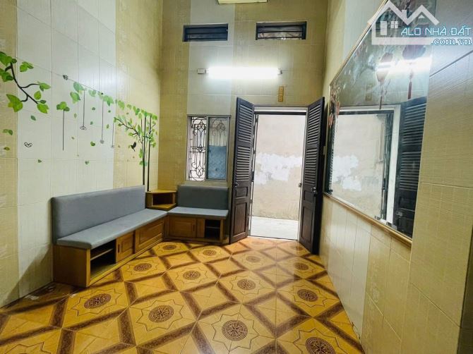 Bán nhà Dương Văn Bé   19/23 m-4 tầng -4,3 tỷ   Nhà vài bước ra phố,lô góc thoáng sáng, - 1