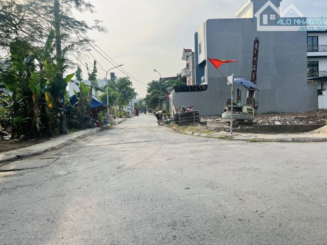 Chủ đất thiện trí nhượng lại lô đất khu phân lô hiện đại trong top An Dương - 1