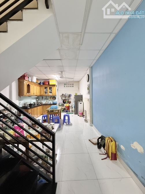 Vị trí siêu đẹp, ngay nhà ga T3, Hoàng Hoa Thám, Ngang 4m, diện tích: 58m2. - 1
