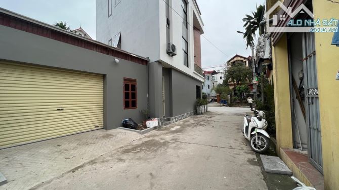Cần bán 68,3m đất đẹp tại Phụng công - 1