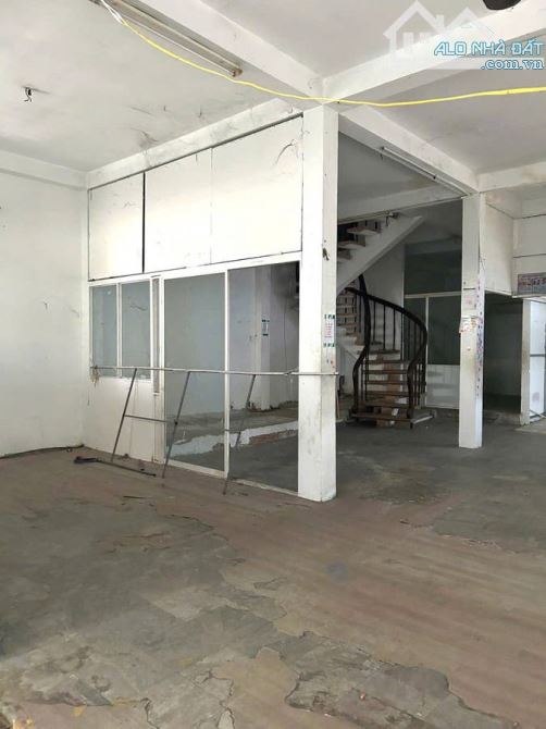 Nhà bán đường Thoại Ngọc Hầu, DTSD 157m, 2 tầng, giá nhỉnh 20 tỷ - 1