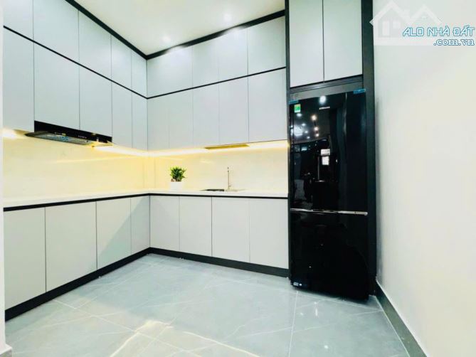 Nhà đẹp, Phố Tân Triều, Cạnh Công viên Chu Văn An, khu đô thị Văn Quán - 1