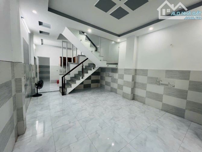 🔥 TÂN BÌNH – NHÀ MỚI 2 TẦNG – XE HƠI ĐẬU CỔNG – Ở NGAY – 50M2 – GIÁ CHỈ 5.5 TỶ TL - 1