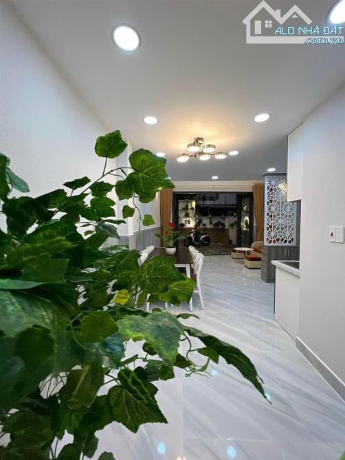 Bán nhà HXH đường Cống Lở, P15, quận Tân Bình. DT: 37m2 x 5 tầng -4,4x 8,5 Giá 6.27 tỷ TL - 1