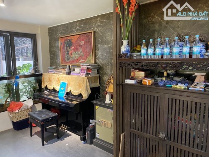 BÁN NHÀ -PHỐ HỒ ĐẮC DI- ĐỐNG ĐA-GẦN HỒ-52M2- Ô TÔ VÀO CỬA-GIÁ CHỈ 15 TỶ - 1