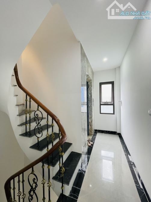 Nhà đẹp phố Đặng tiến Đông full tiện ích - 1