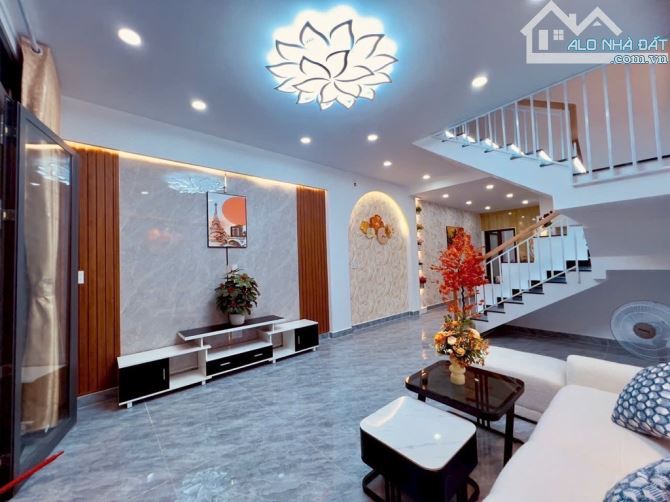 🔥🔥LÊN SÓNG CĂN NHÀ TRUNG TÂM P10- GÒ VẤP- 43m2- 3PN- CHỈ 4.85 TỶ - 1