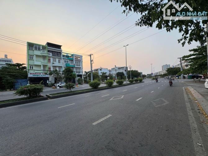 MẶT TIỀN ĐƯỜNG SONG SONG PHẠM HÙNG CHỈ 40TR/M2, TỔNG 1500M2 FULL THỔ CƯ (NGANG 60M) - NGAY - 1