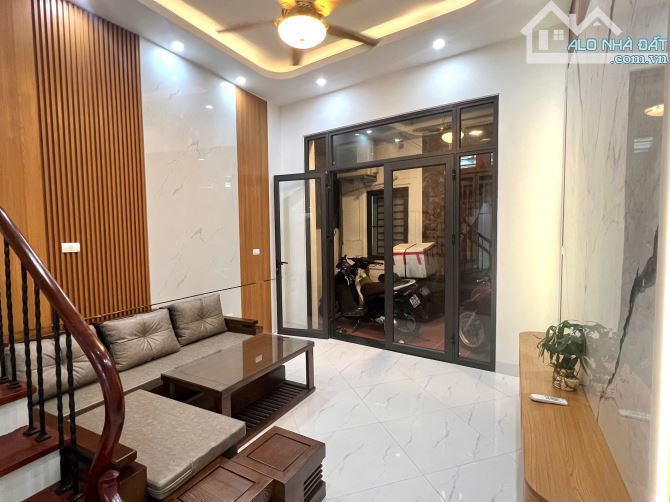 Bán nhà Phạm Khắc Quảng, Giang Biên, Long Biên gara, ô tô thang máy 72m nhỉnh 22 tỷ - 1