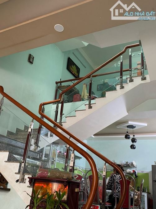 Nhà 3 tầng mặt tiền Sơn Trà ngay biển Phạm Văn Đồng, 87,4m2, nhỉnh 11T - 1