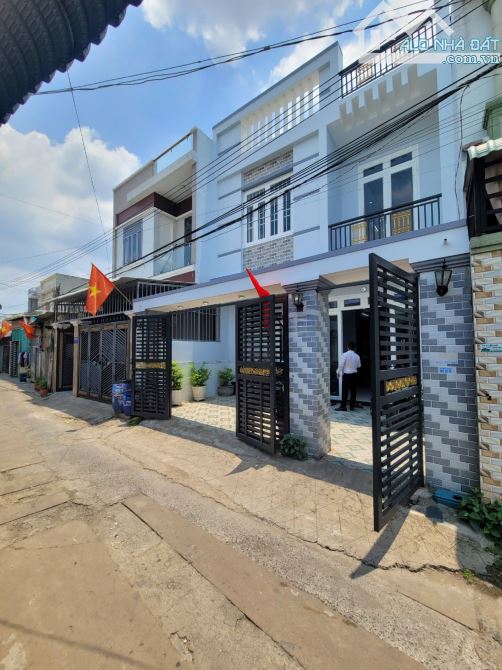 4,6Tỷ TL🔥Bán nhà 1 trệt 1 lầu_84,1m2_Cách đường Phạm Hữu Lầu 50m, p.Dĩ An, Tp.Dĩ An - 1