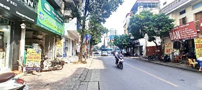 HIẾM,MẶT PHỐ NGUYỄN SƠN,LONG BIÊN QUẬN. SÁT NGÃ TƯ GIAO NGUYỄN VĂN CỪ .150m2,Chỉ 35 tỷ CTL - 1