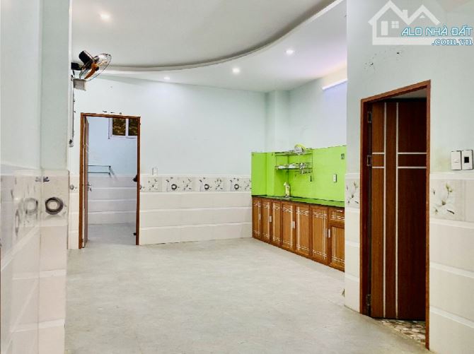 BÁN GẤP NHÀ 2.5 TẦNG - MẶT TIỀN ĐINH CÔNG TRÁNG, HẢI CHÂU, VEN SÔNG HÀN - CHỈ 5.55 TỶ - 1