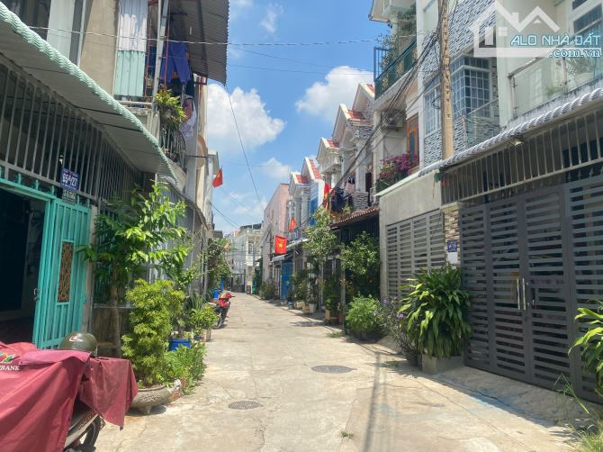Bán đất ngay gần Ga Dĩ An sổ hồng riêng chính chủ gần cụm trường học Dĩ An giá chỉ 2 tỷ 7 - 1