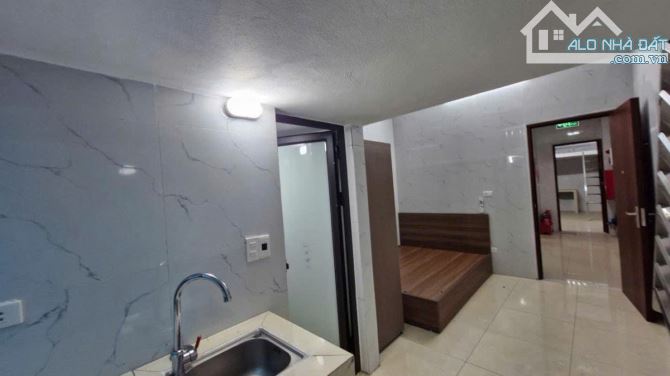 SIÊU HOT CĂN HỘ DÒNG TIỀN 450TR/NĂM,8 PHÒNG THANG MÁY,VÀI BƯỚC RA ĐƯỜNG 32 TẠI BẮC TỪ LIÊM - 1