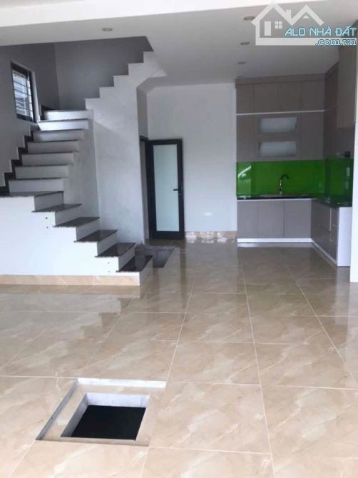 BÁN NHÀ Mặt phố Nguyễn văn Linh, Long Biên, Lô góc DT 44m, 5 Tầng, MT 5m  🧧G.iá 9 Tỷ - 1