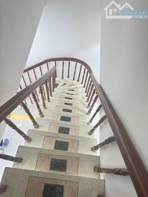 Nhà đẹp ở ngay chợ, trường Pla sát tây hoà 91m_3pn nhỉnh 5T,đẹp - 1