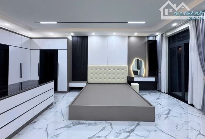 🔥 SIÊU PHẨM NHÀ 5 TẦNG PHÚ ĐÔ – NAM TỪ LIÊM – GIÁ CHỈ 21 TỶ!  🎯 Diện tích: 131m² 📏 - 1