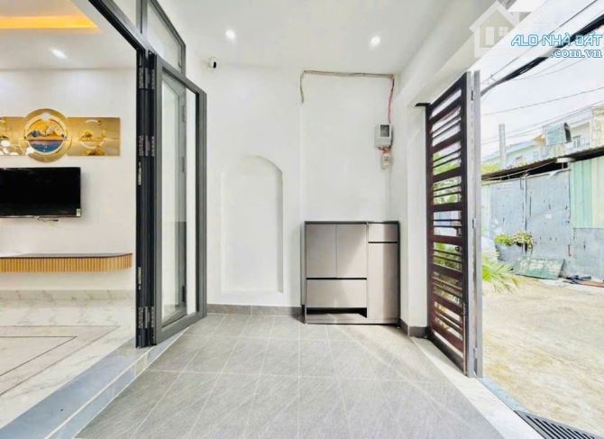 Nhỉnh 5 tỷ nhà phố 64m2 nở hậu tài lộc Ngay Chợ Thạch Đà - 1