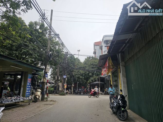 ĐẤT NỀN "VIP VIEW" HỒ CÔNG VIÊN CỐNG THÔN - SỐNG THƯ THÁI NHƯ RESORT - Ô TÔ TẢI ĐỖ CỬA - 1