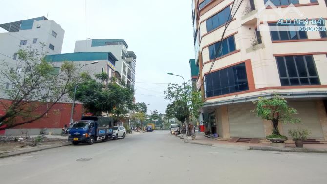ĐẤT DV DƯƠNG NỘI - LK 27 -28 VỊ TRÍ ĐẸP CÁCH ĐƯỜNG LÊ TRỌNG TẤN 50M  DT 50M - MẶT 5M - 1