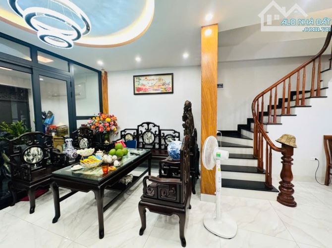 Nhà đẹp, mới xây DT 70m – Sẵn ở luôn tại phố Ngõ phố An Dương chỉ gần 6 tỷ! - 1