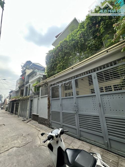 Bán gấp giảm ngay 200 - nhà ngay mặt tiền Nơ Trang Long - 80m2 - chưa tới 91 - 1